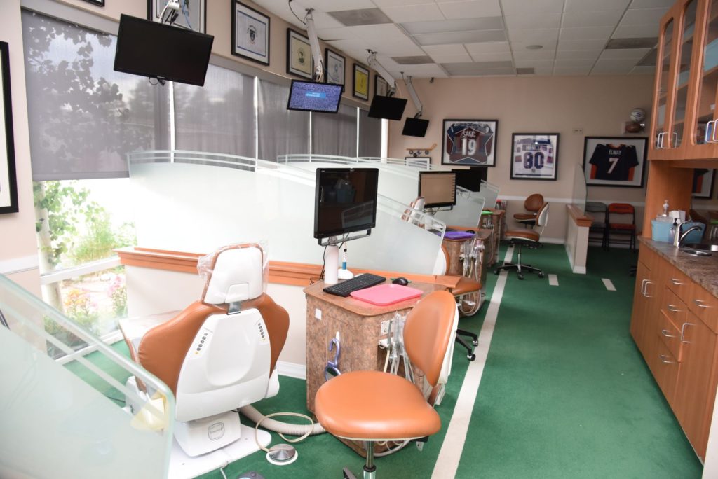 Advanced orthodontics examination room