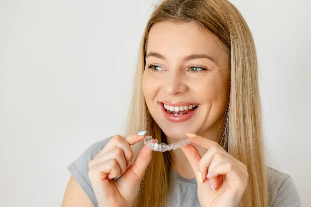 ClearAligners_for_Adults_AOBraces
